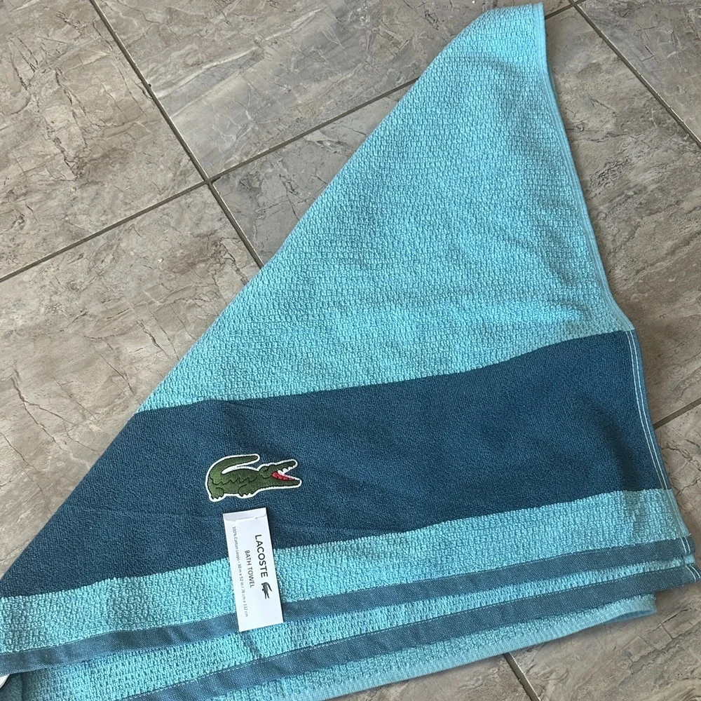 Lacoste soft towel